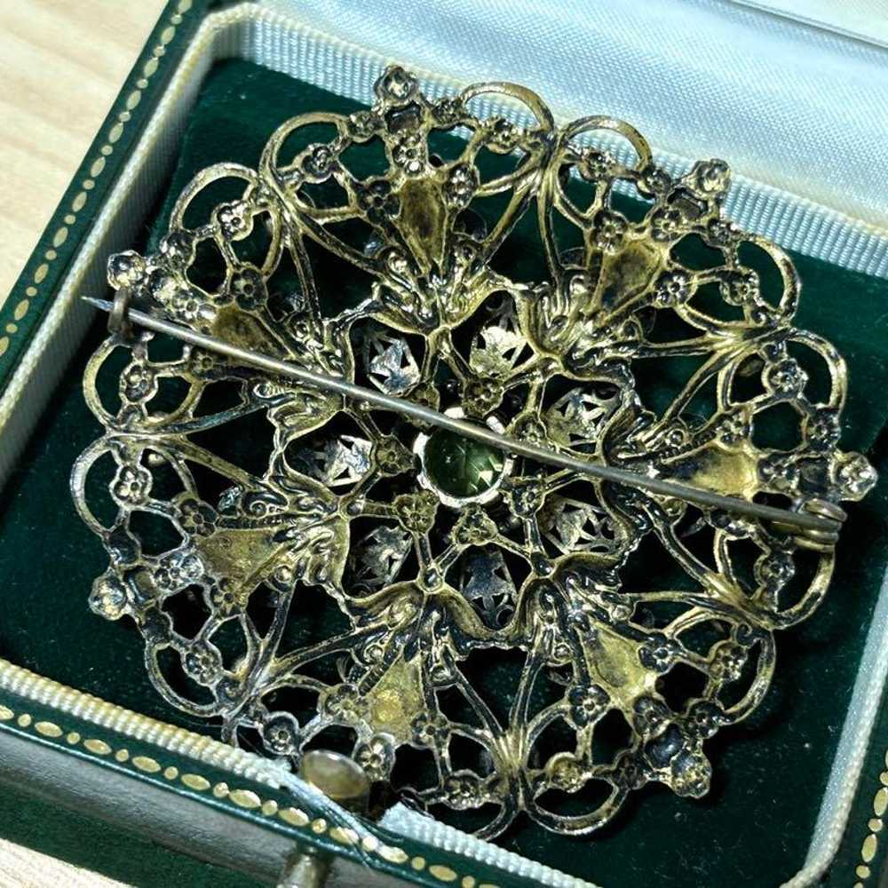 Czechoslovakia vintage glass gold filigree brooch - image 2