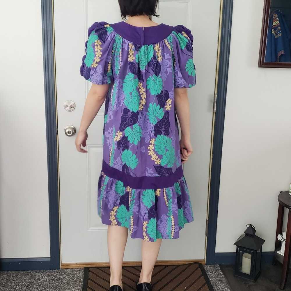 80s Purple and Green Cotton Hawaiian Dress - image 3