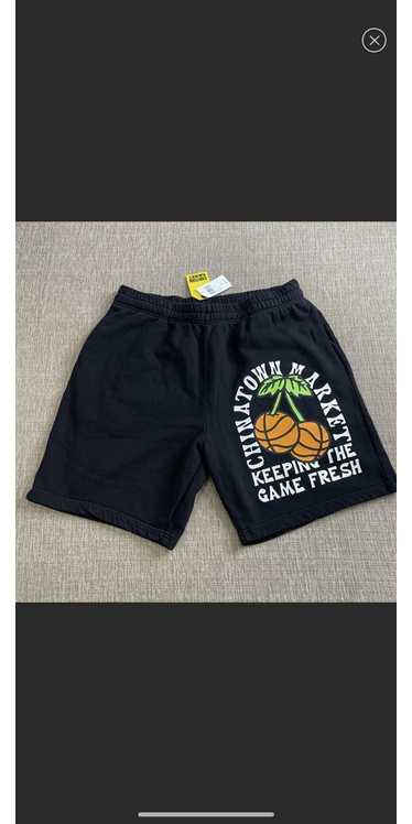 Market Chinatown Market Shorts - (Size Medium)