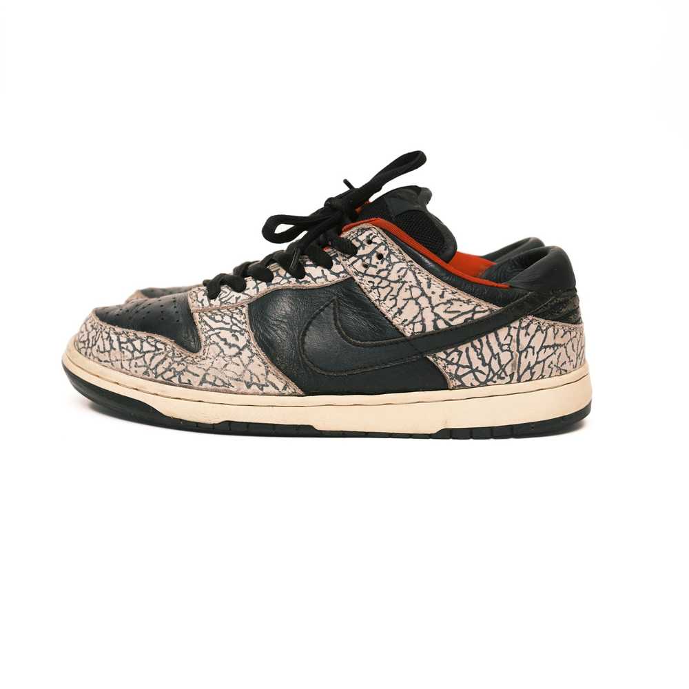 Nike × Supreme Nike SB Dunk Low Supreme Black Cem… - image 5