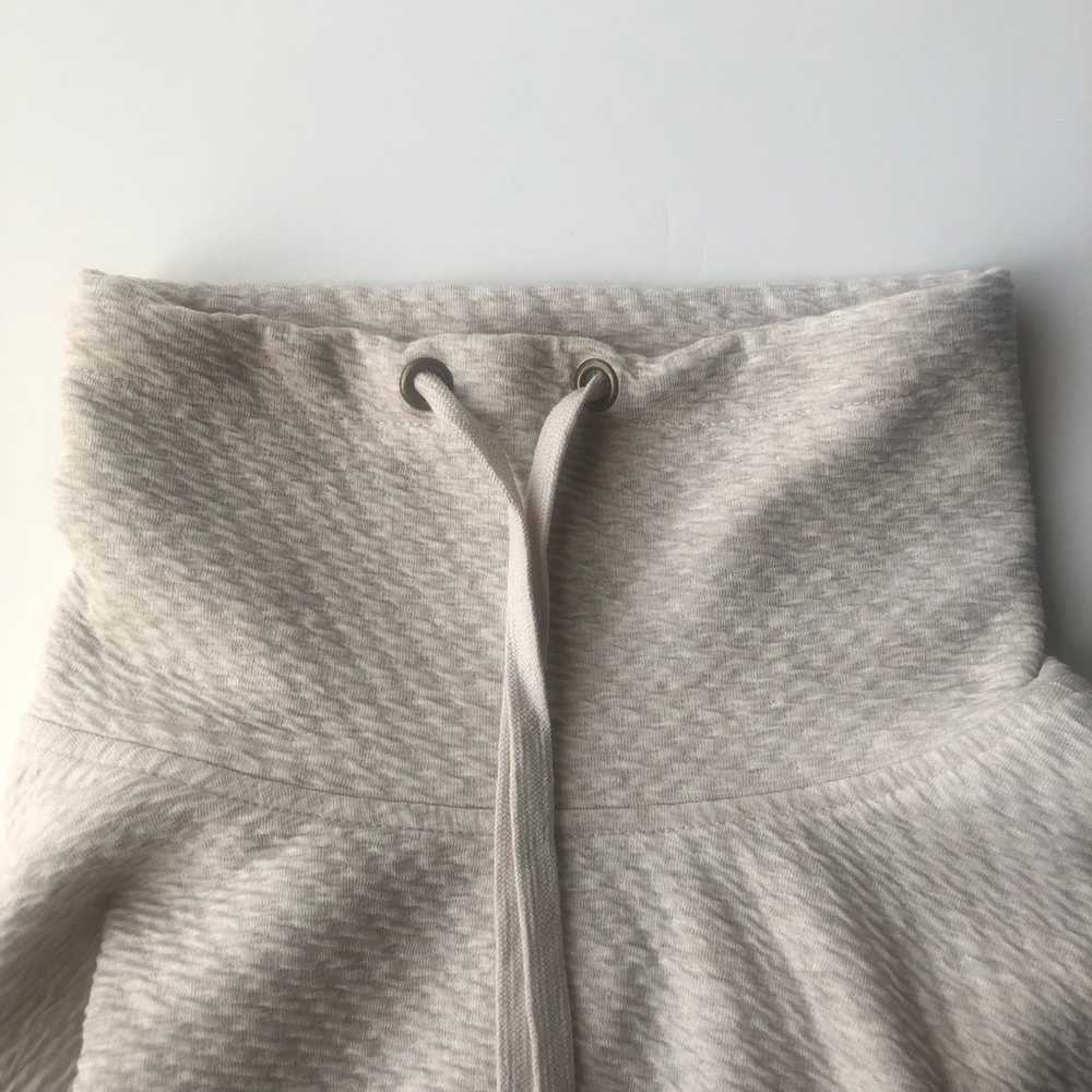 Doe & Rae Drawstring Funnel Neck Pullover Heather… - image 6