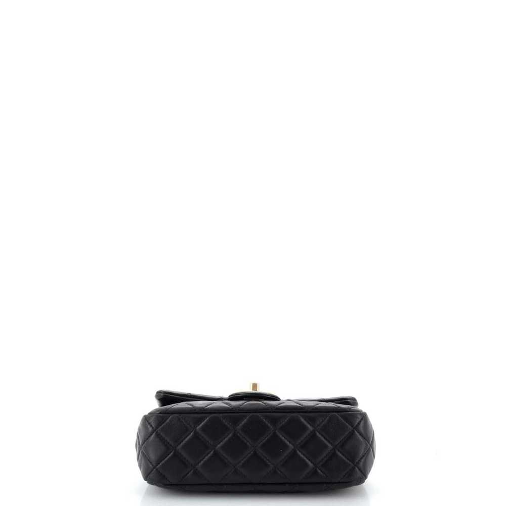 Chanel Leather crossbody bag - image 5