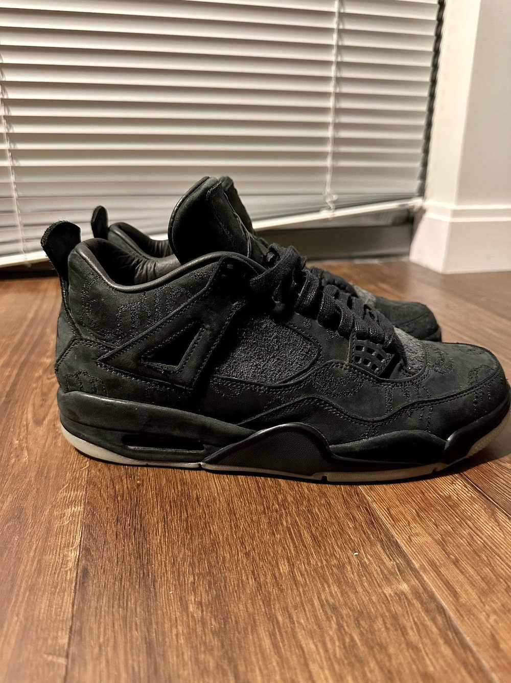 Jordan Brand × Kaws × Nike Kaws Jordan 4 - image 2