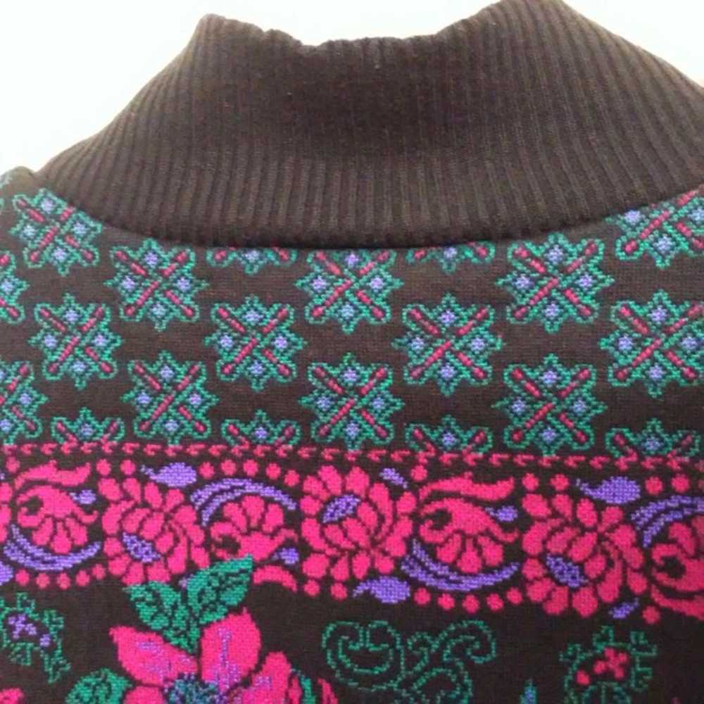 80's Grandma Fuchsia Fair Isle Sweater - image 6