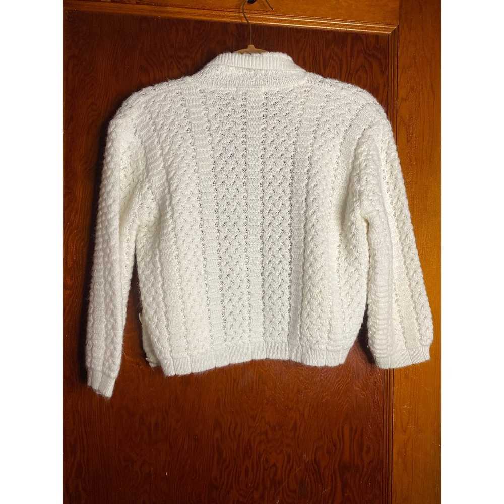 VINTAGE White Sweater Medium - image 4