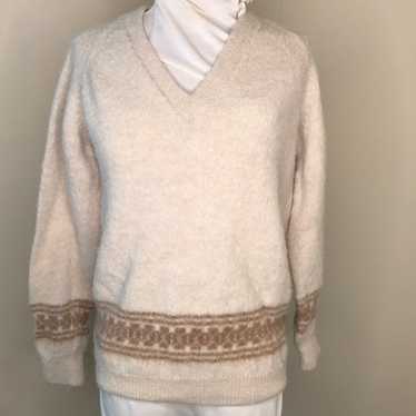 Vintage alpaca sweater size medium