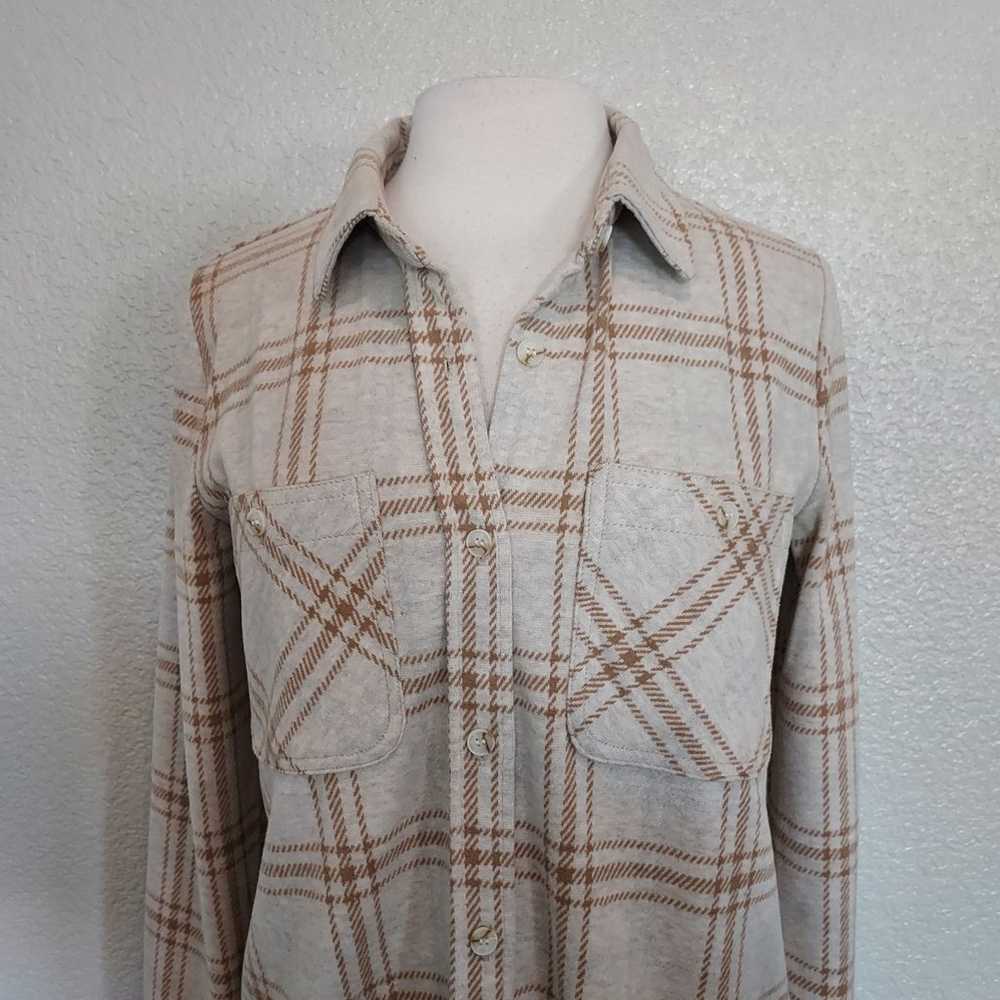 Thread & Supply Beige Plaid Button Shacket Size M - image 2