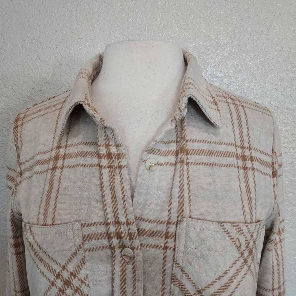 Thread & Supply Beige Plaid Button Shacket Size M - image 3