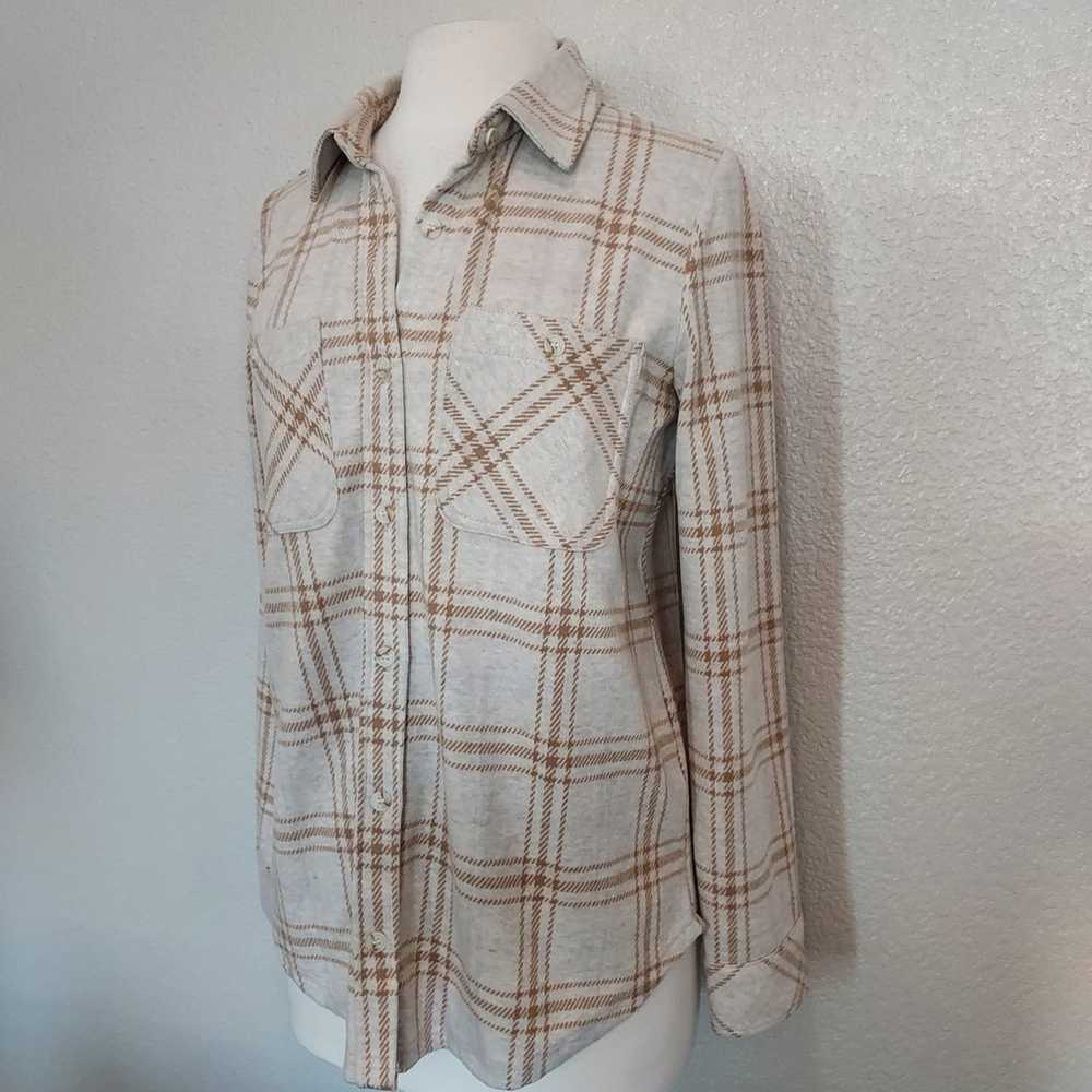 Thread & Supply Beige Plaid Button Shacket Size M - image 5