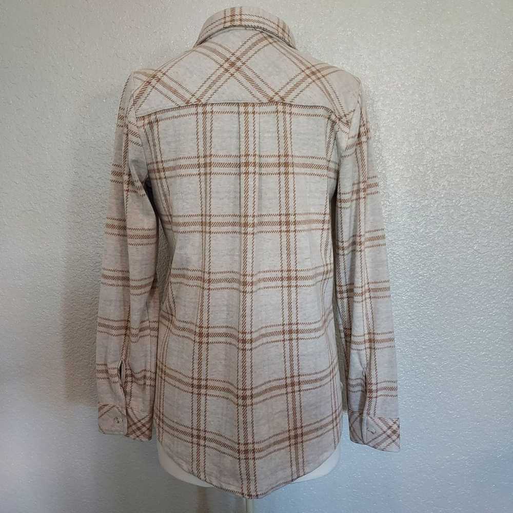 Thread & Supply Beige Plaid Button Shacket Size M - image 7