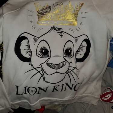 Disneys lion king crewneck