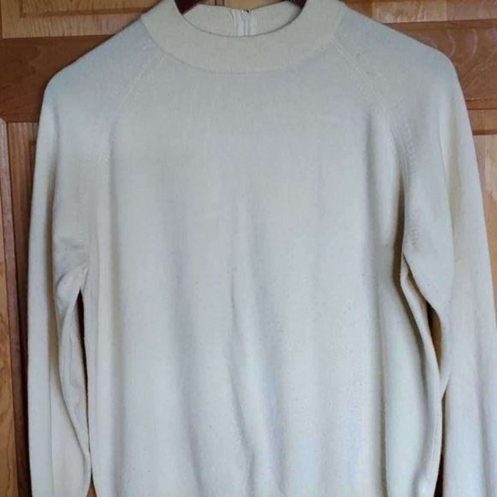 Hampshire Studio Vintage Soft Yellow Long Sleeve … - image 2