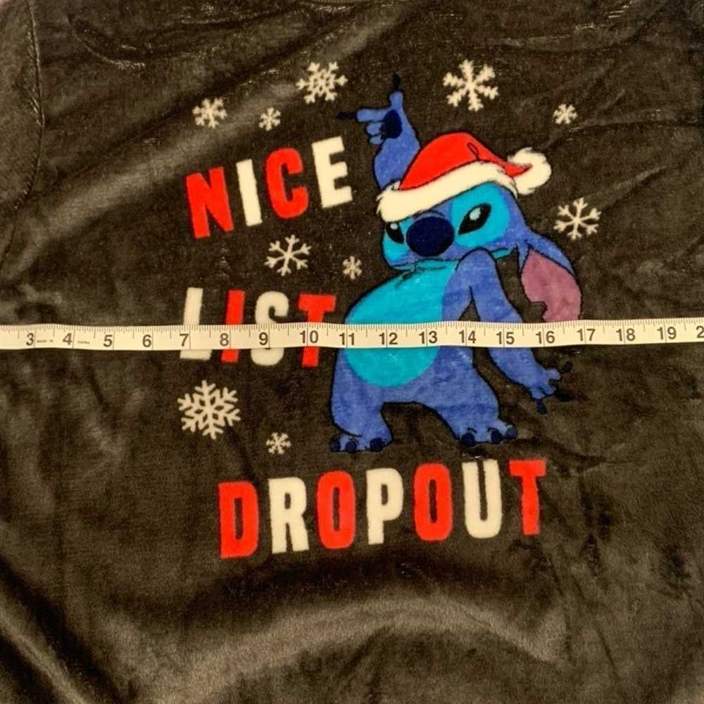 Disney’s Stitch Christmas Pullover Juniors’ XL - image 4