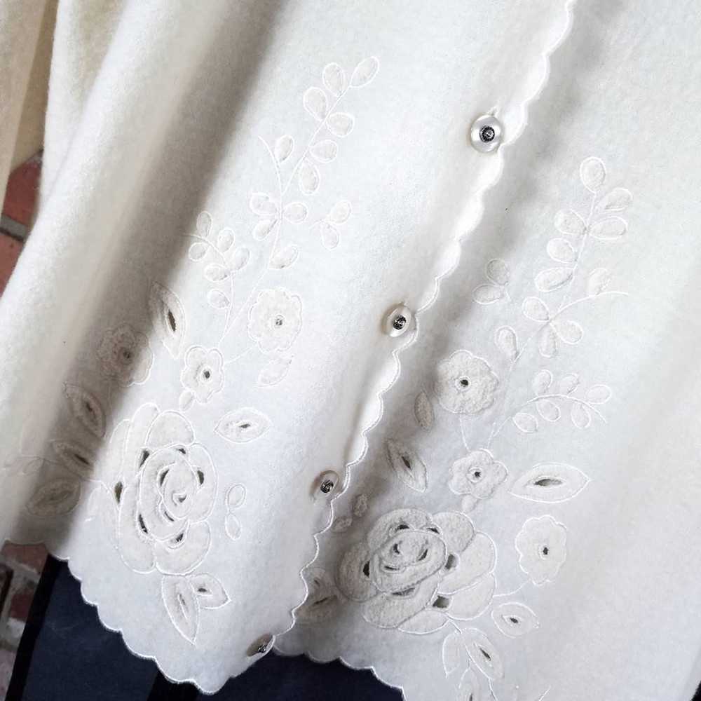 Vintage Wool Floral Embroidered Cardigan - image 3