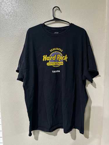 Hard Rock Cafe (Rare) Hard rock volunteer Tshirt