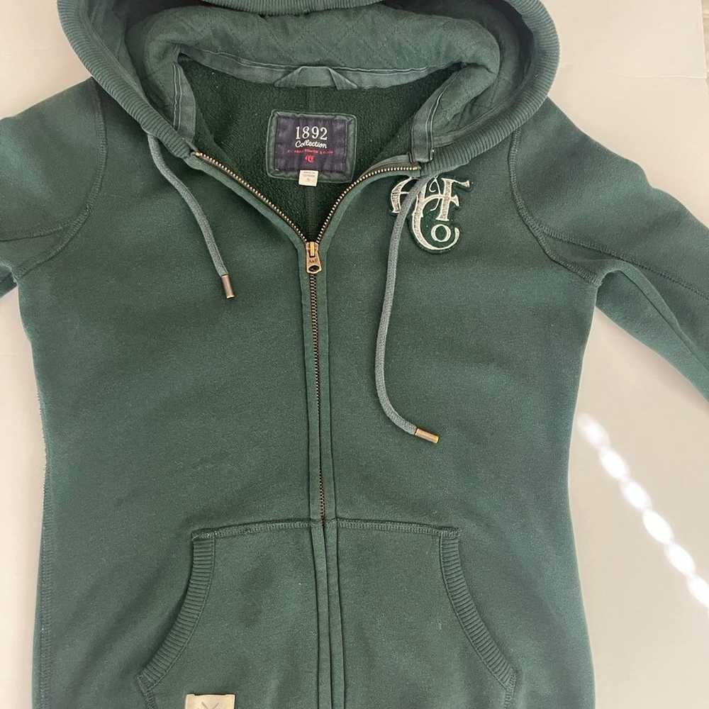 Abercrombie and Fitch 1892 collection hoodie - image 3