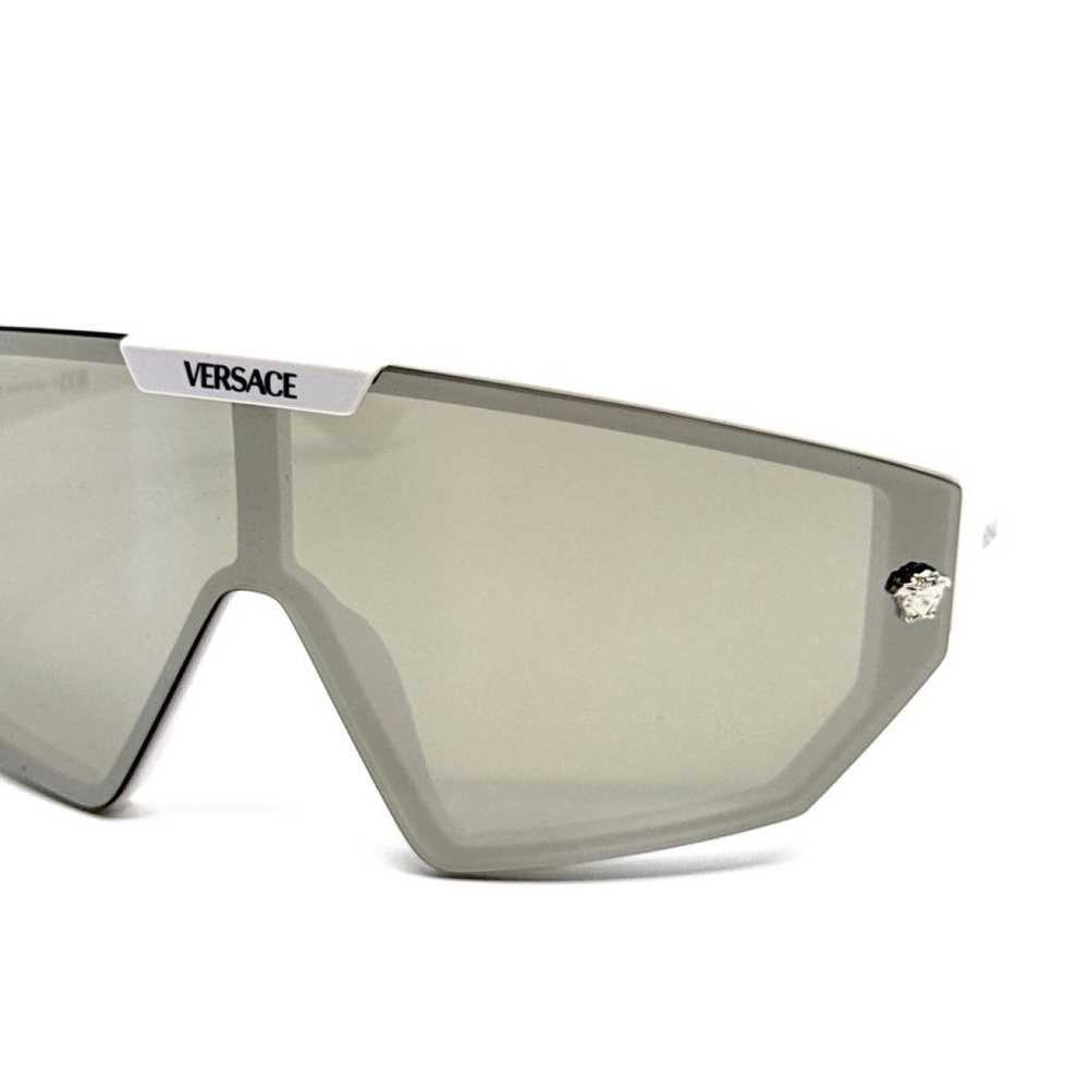 Versace Oversized sunglasses - image 9