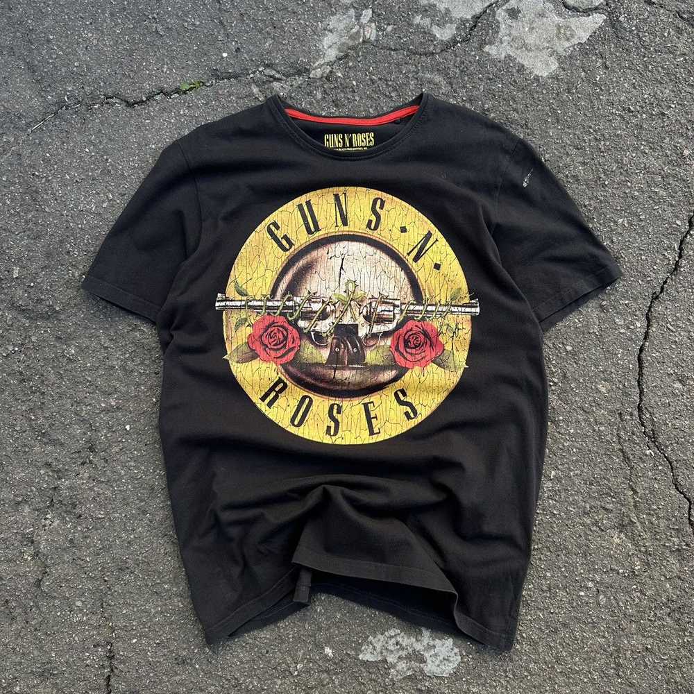 Band Tees × Guns N Roses × Streetwear Vintage Gun… - image 1