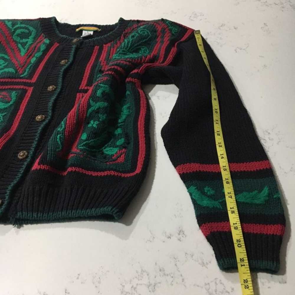 Sweater by bryn Connelly S:S green,red,b - image 4