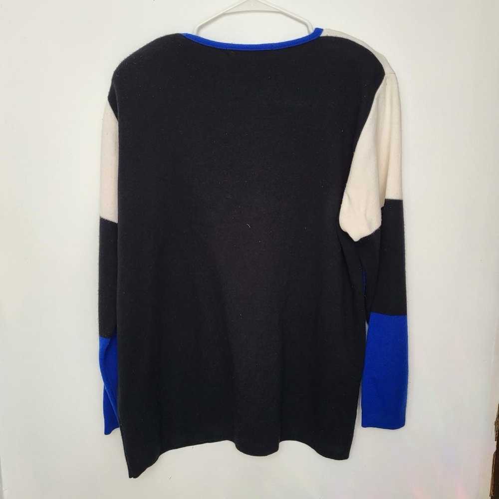 KAREN LESSLY blue/white/black color block sweater… - image 3