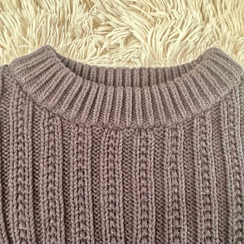 Universal Thread Women’s Size M Knit Sweater - image 3