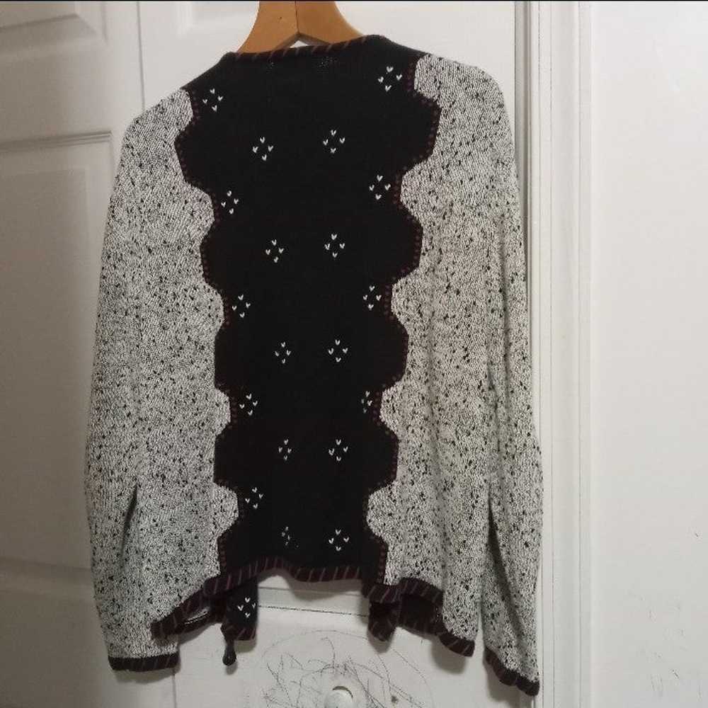 Vtg Hand Embroidered Zip Sweater - image 5