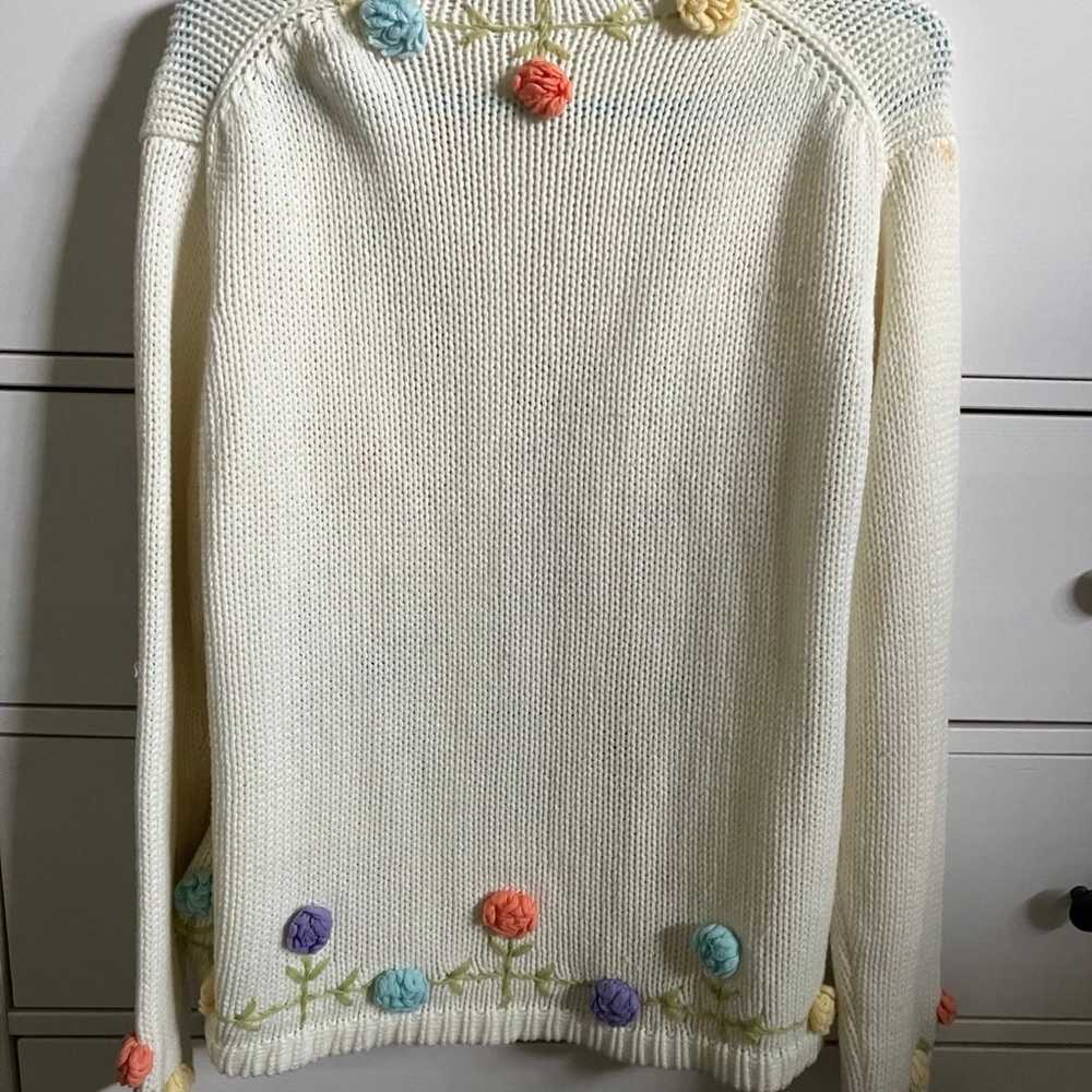 Vintage Cream Cardigan with Floral Accents - image 7