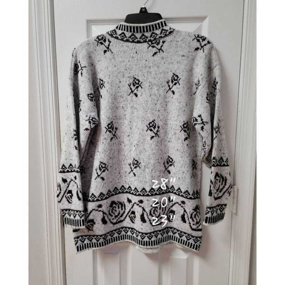 Vintage Floral Roses Knit Sweater M - image 2