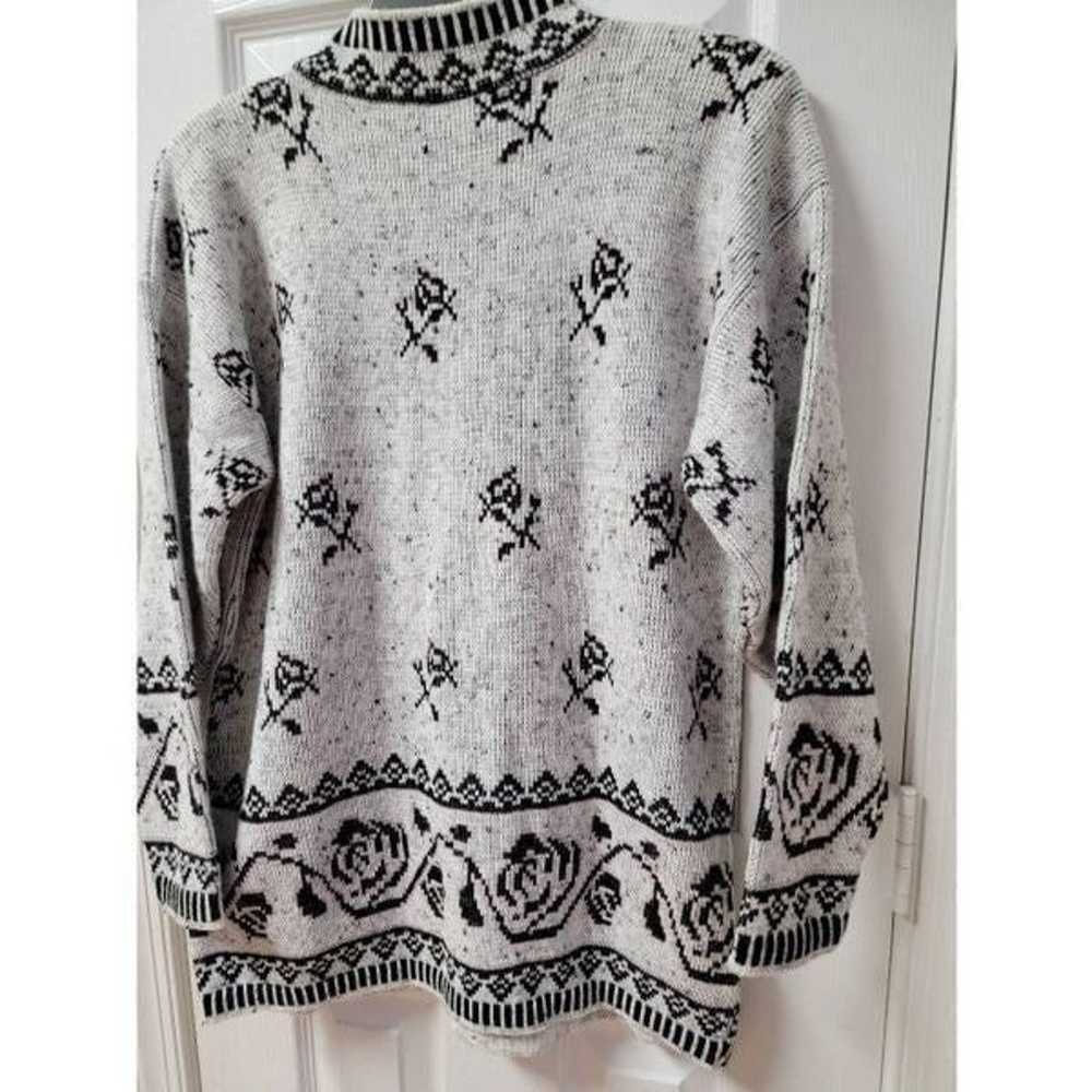 Vintage Floral Roses Knit Sweater M - image 6