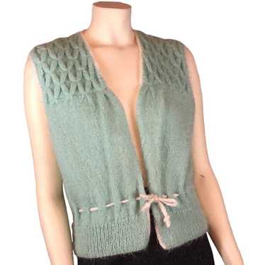 Vintage Hand knit open front green vest size medi… - image 1