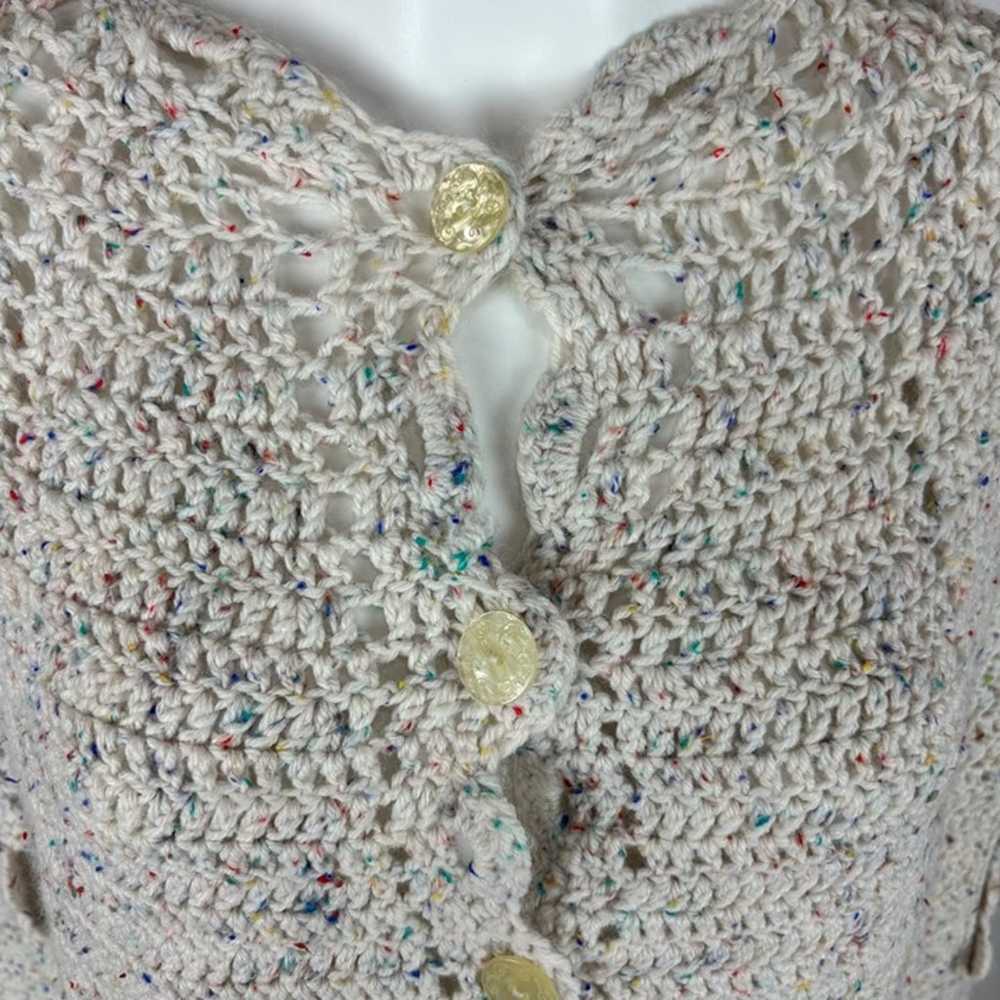 Vintage 60s Crochet Cape Women's Medium White Rai… - image 5