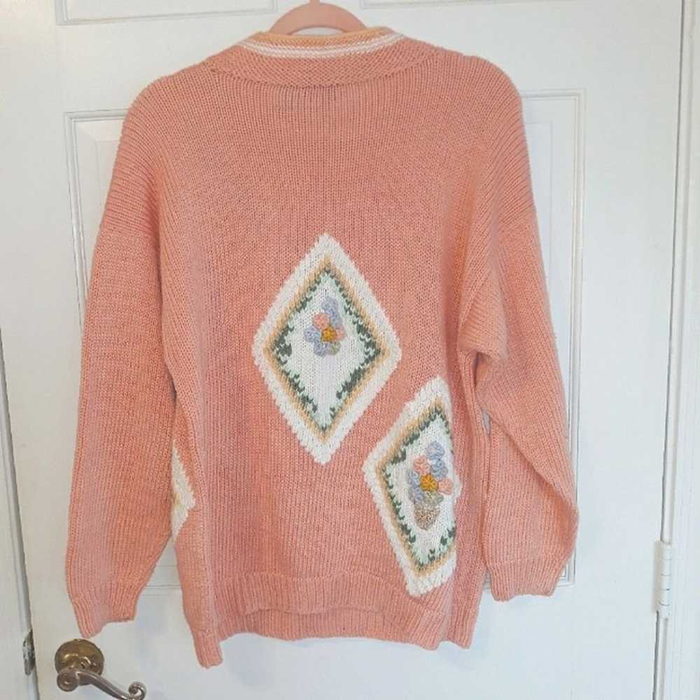 Vintage peach flower sweater - image 2