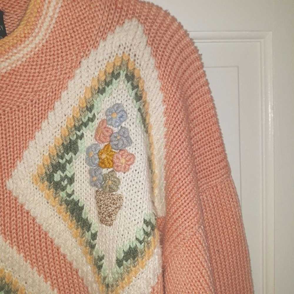 Vintage peach flower sweater - image 3