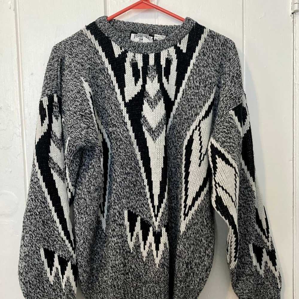 Vintage black and white sweater - image 1