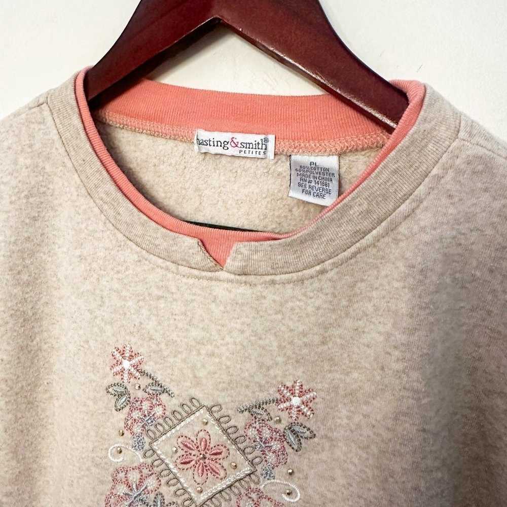 Vintage Grandma Embroidered Crewneck Sweatshirt - image 3