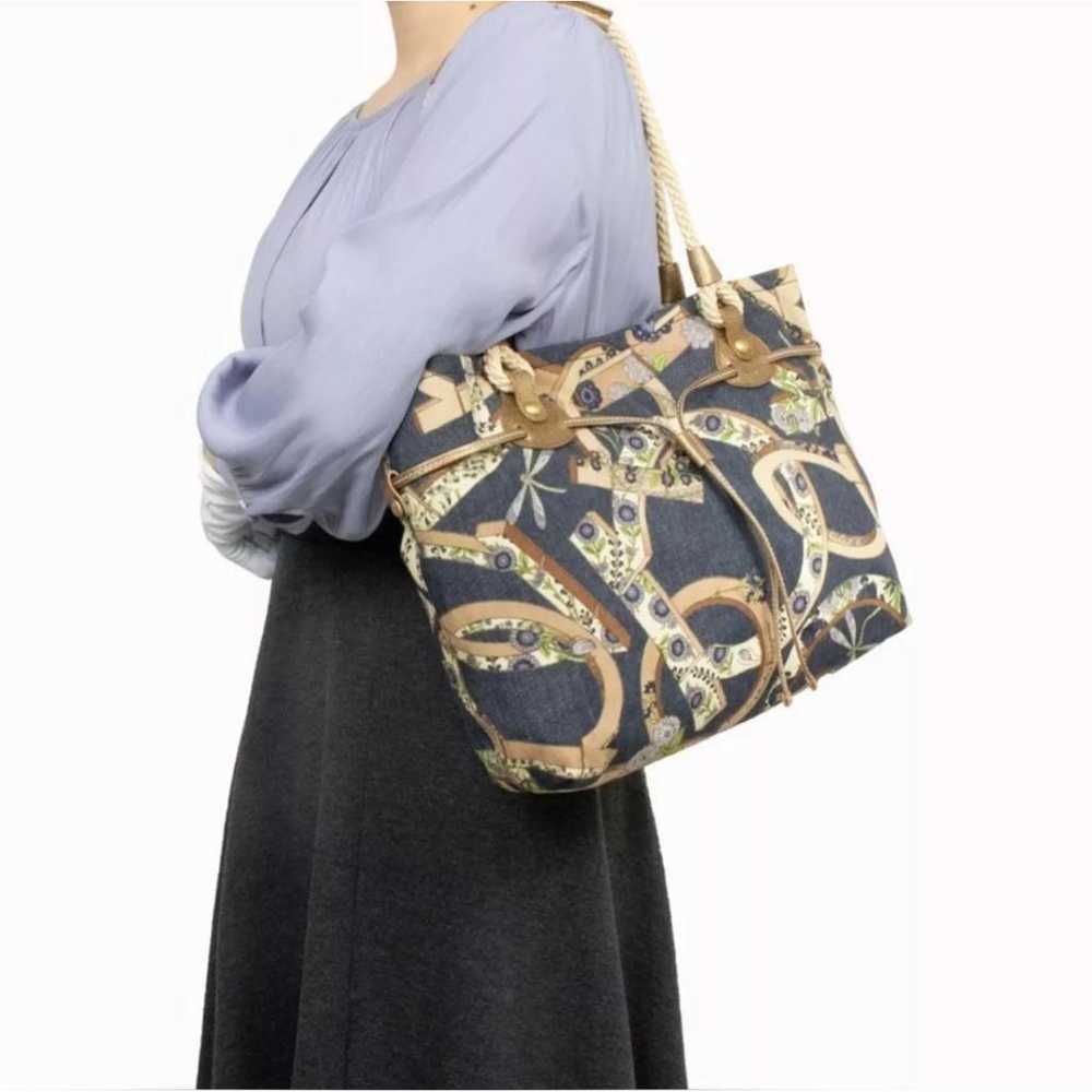 Salvatore Ferragamo Handbag - image 9