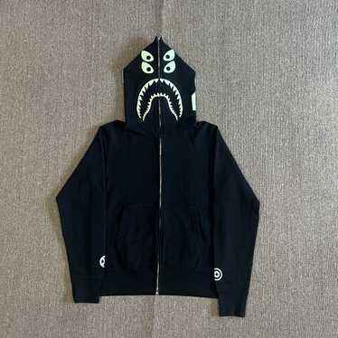 Bape x bounty hunter shark hoodie online