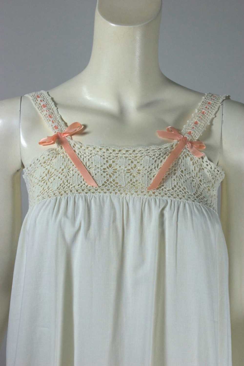 Edwardian white cotton lace trim slip dress night… - image 2