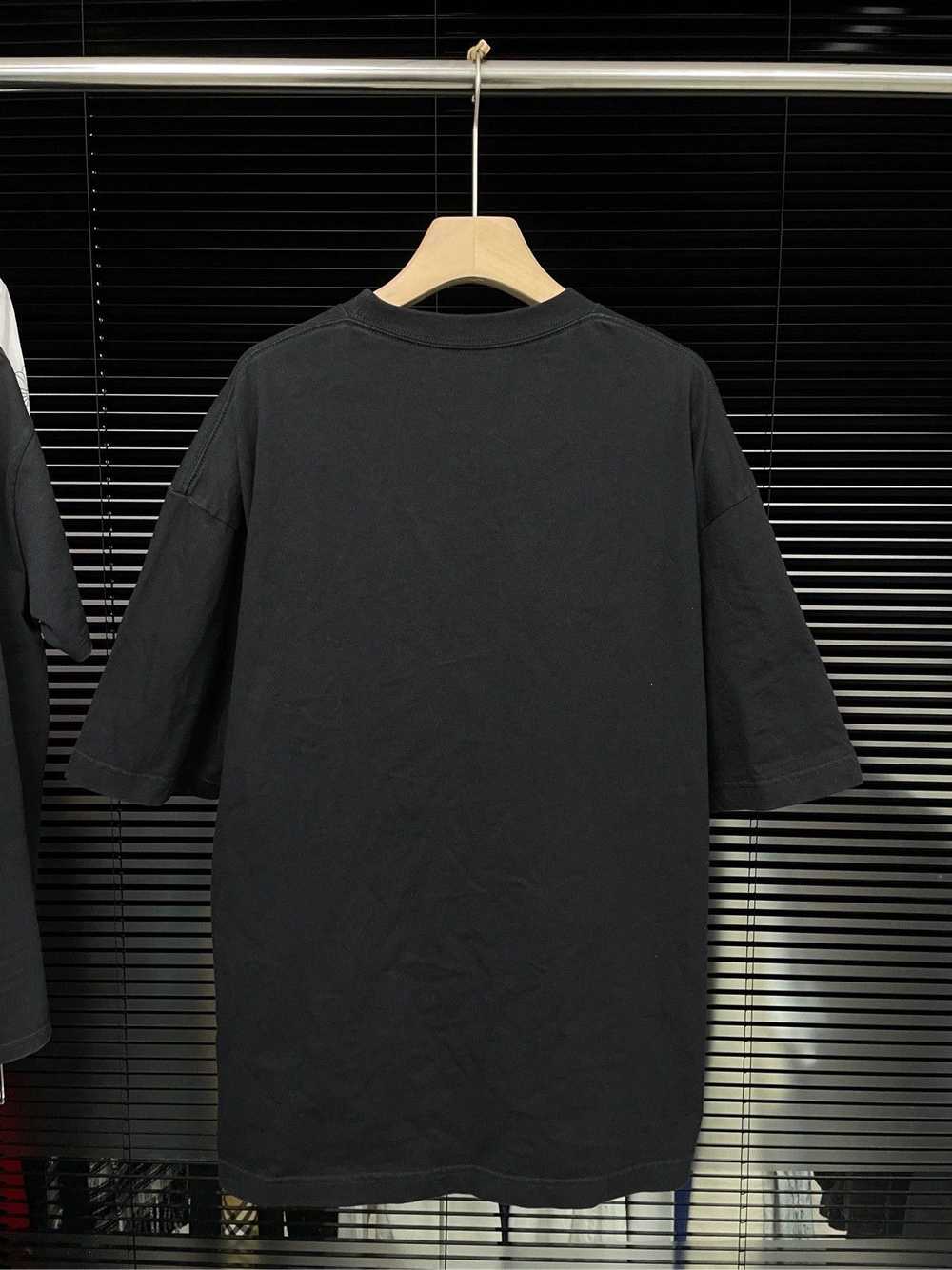 Balenciaga Balenciaga FW21 Retro Plain Medium Fit… - image 2