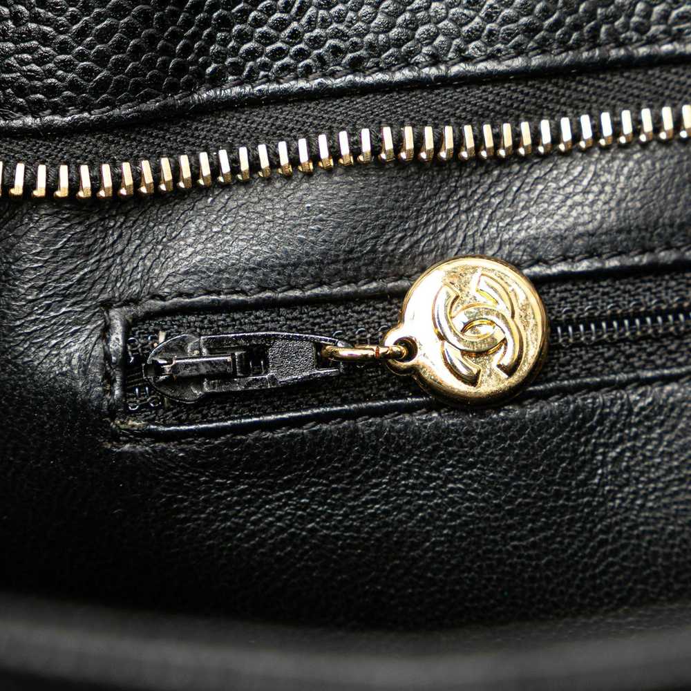 Chanel CHANEL Caviar Medallion Tote Black - image 9