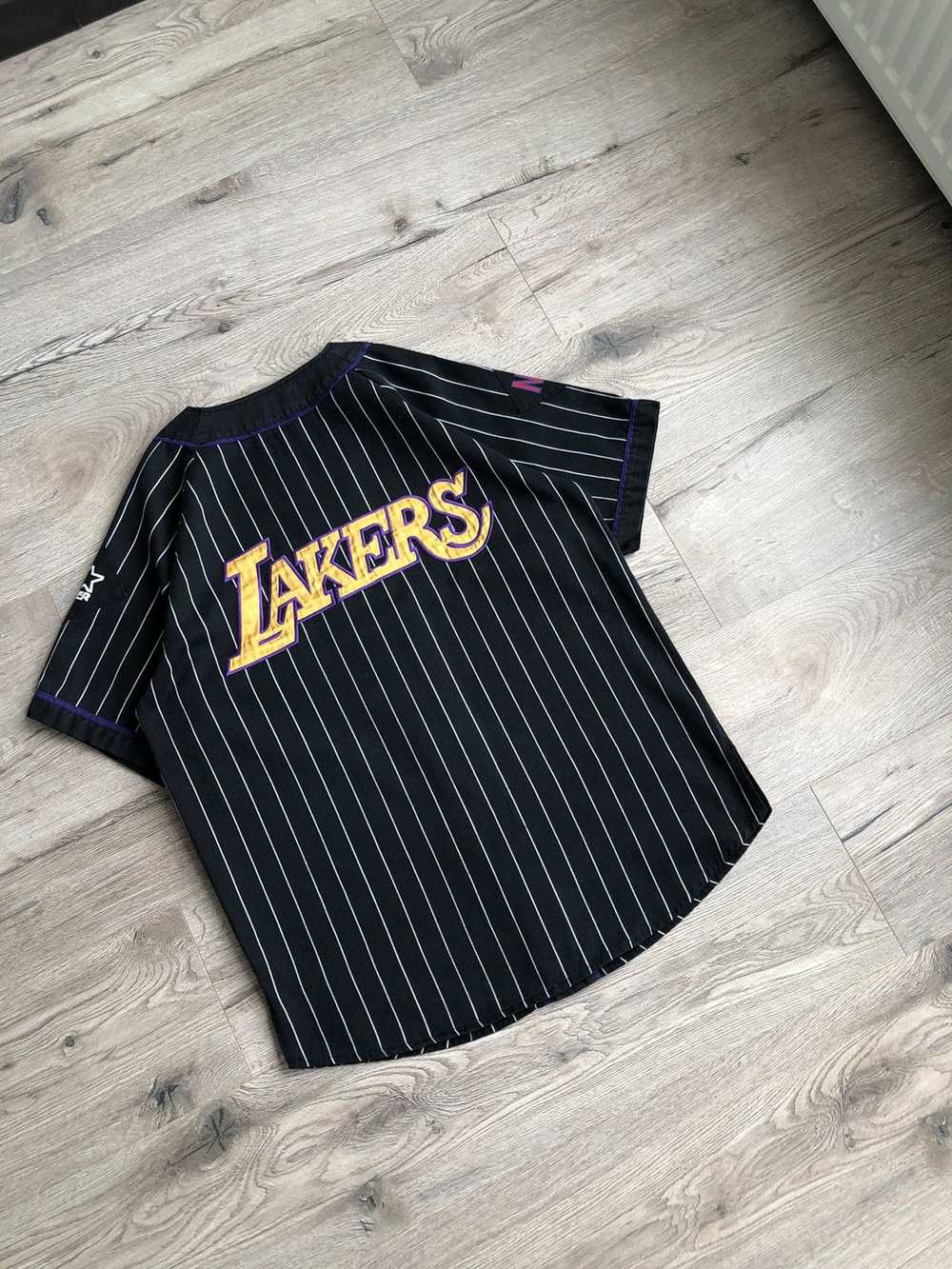 L.A. Lakers × NBA × Vintage LA Lakers Starter 90s… - image 7