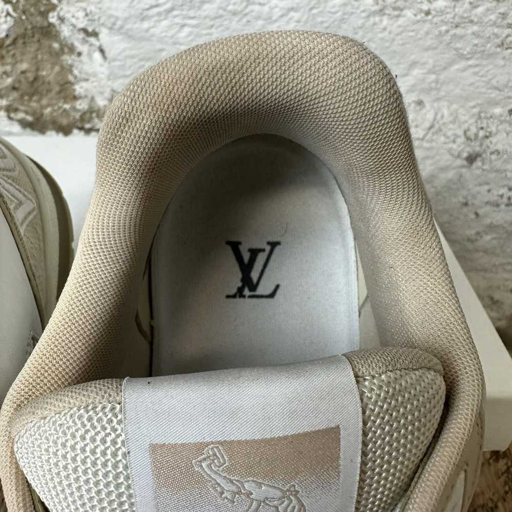 Louis Vuitton Louis Vuitton Beige White Trainer L… - image 4