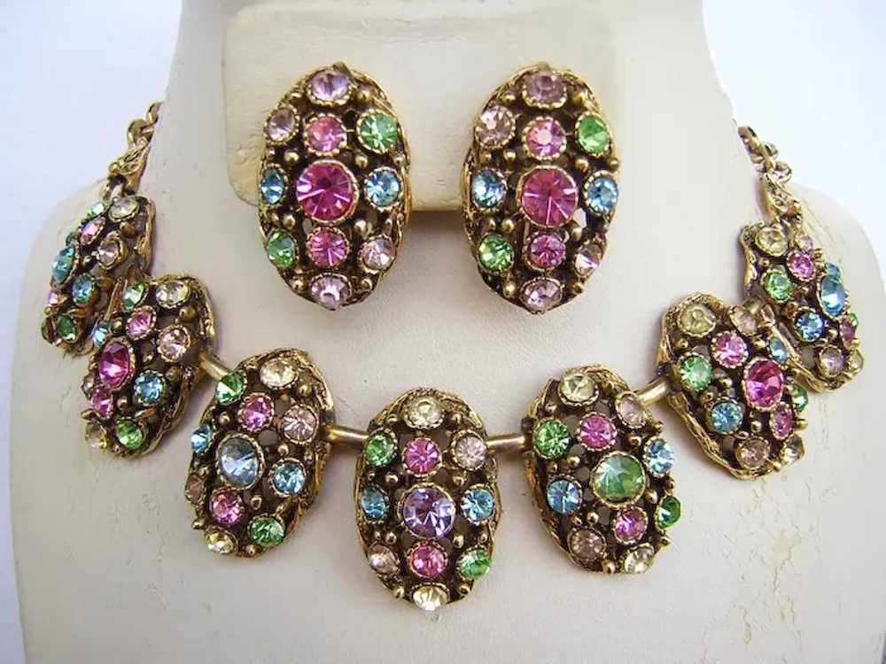 1950's BOLD & BEAUTIFUL Pastel Rhinestones DESIGN… - image 12