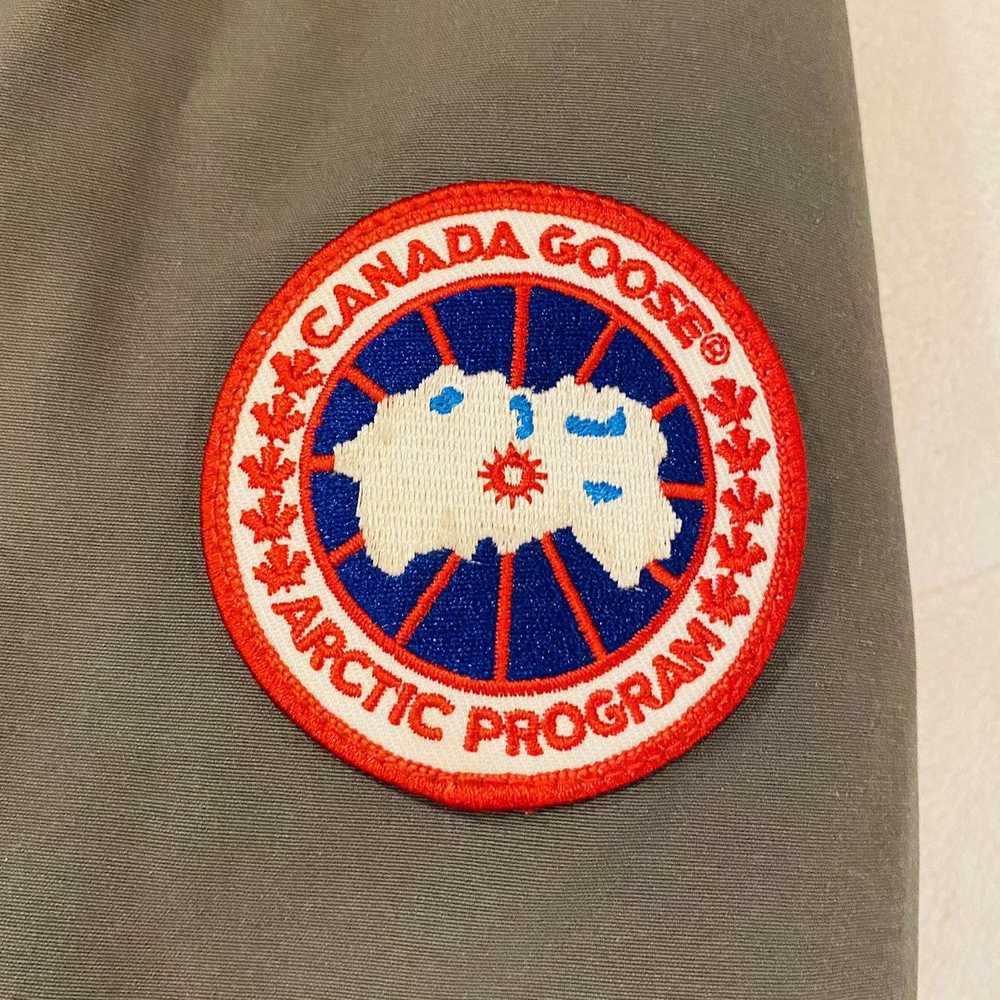 Canada Goose Canada Goose Gray Chateau Parka Down… - image 4