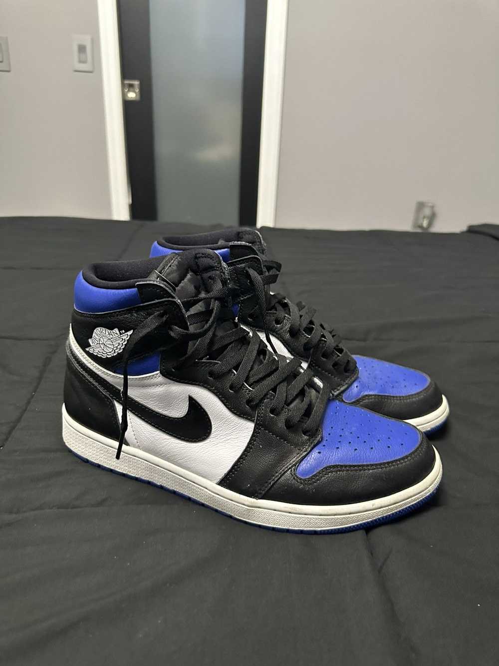 Jordan Brand Jordan 1 Retro High OG Royal Toe Siz… - image 1