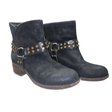 Ugg Ugg Australia Darling Harness Black Ankle Boo… - image 1