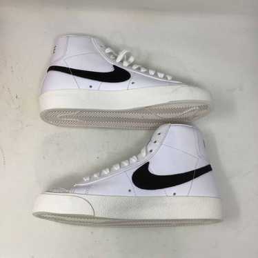 Nike Wmns Blazer Mid 77 Vintage White Black