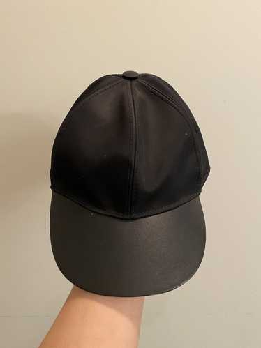 Designer × Valentino VALENTINO BLACK LEATHER BRIM 