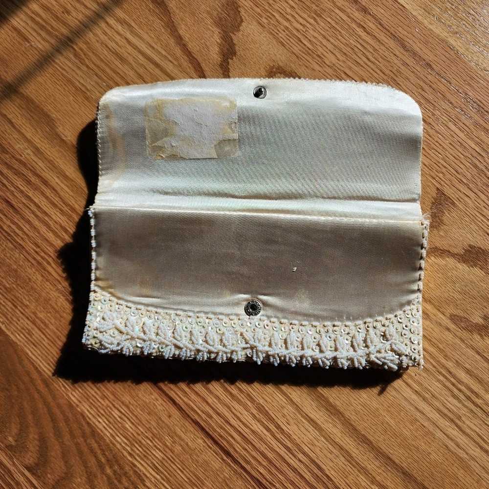 Vintage La Regale 50s Beaded Sequin Clutch Off Wh… - image 3