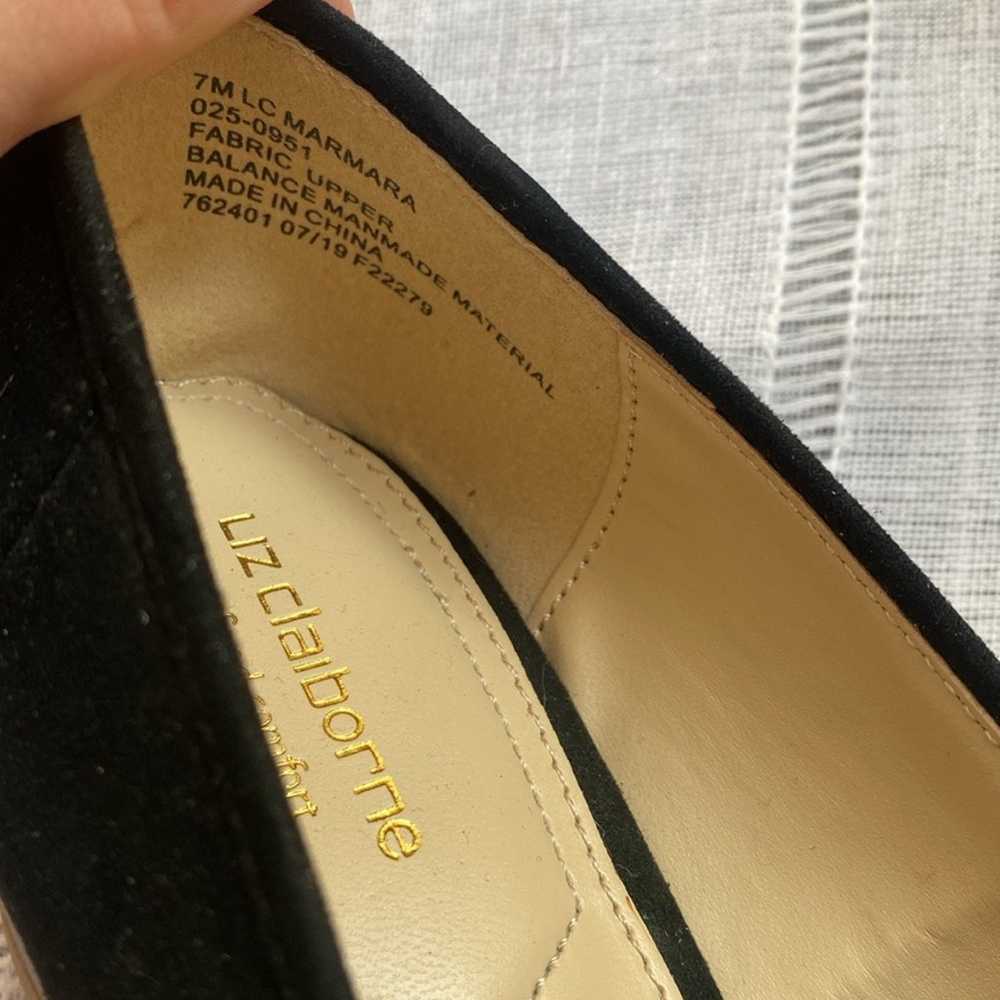 Liz Claiborne NWOT faux suede loafer heels. - image 2